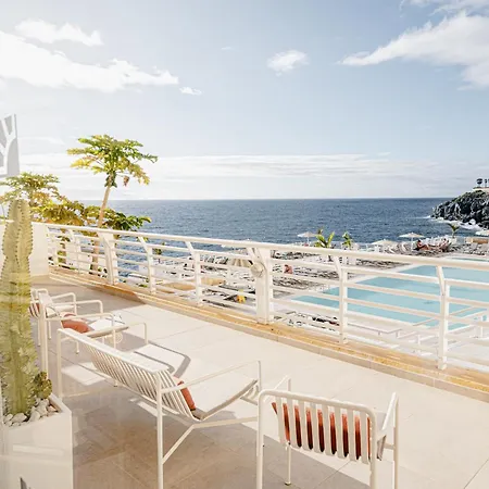 Atlantic 4*